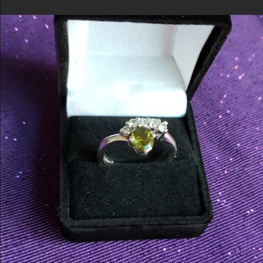 Green cz ring